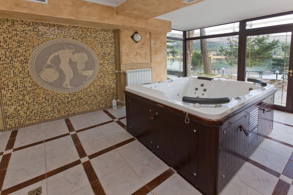 Family Hotel Hebar Μπατάκ Εξωτερικό φωτογραφία
