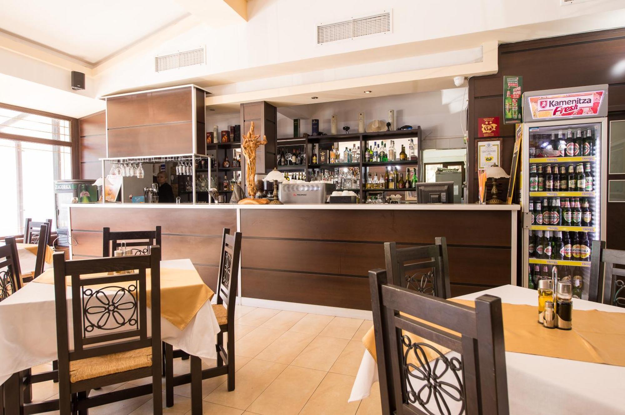 Family Hotel Hebar Μπατάκ Εξωτερικό φωτογραφία